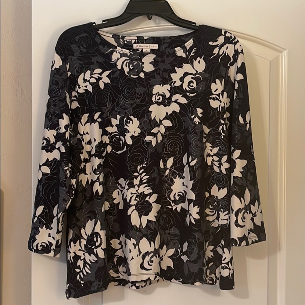 Stretch top with silver detail